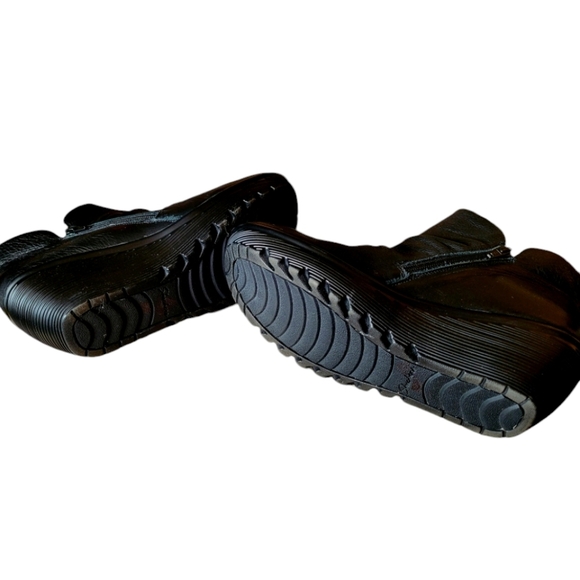 Skechers Black Leather Platform Booties Ankle Boots Size 10 - Picture 6 of 6